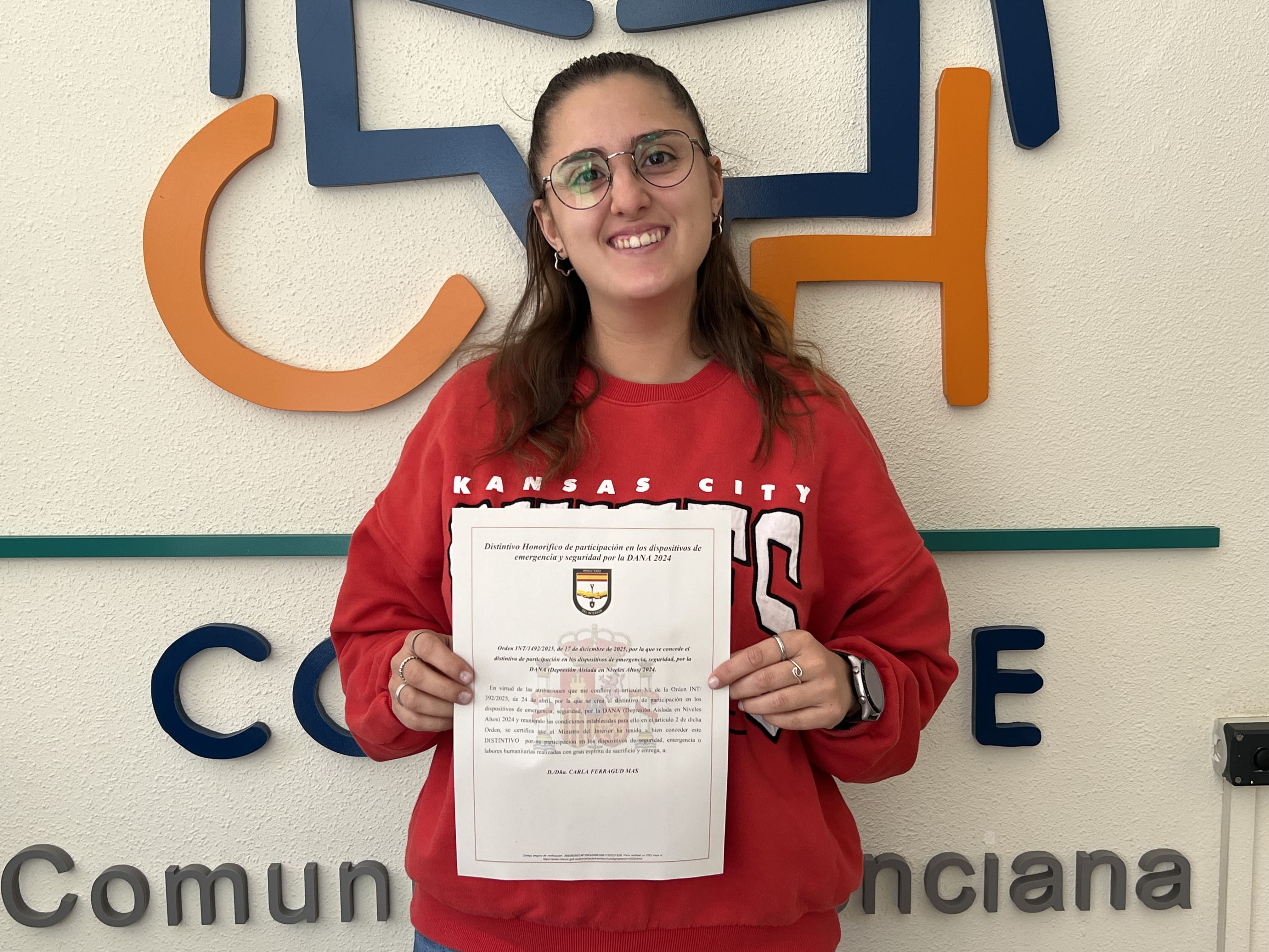 El Ministerio del Interior reconoce la labor de Carla Ferragud, técnica de COCEMFE CV, durante la dana 2024