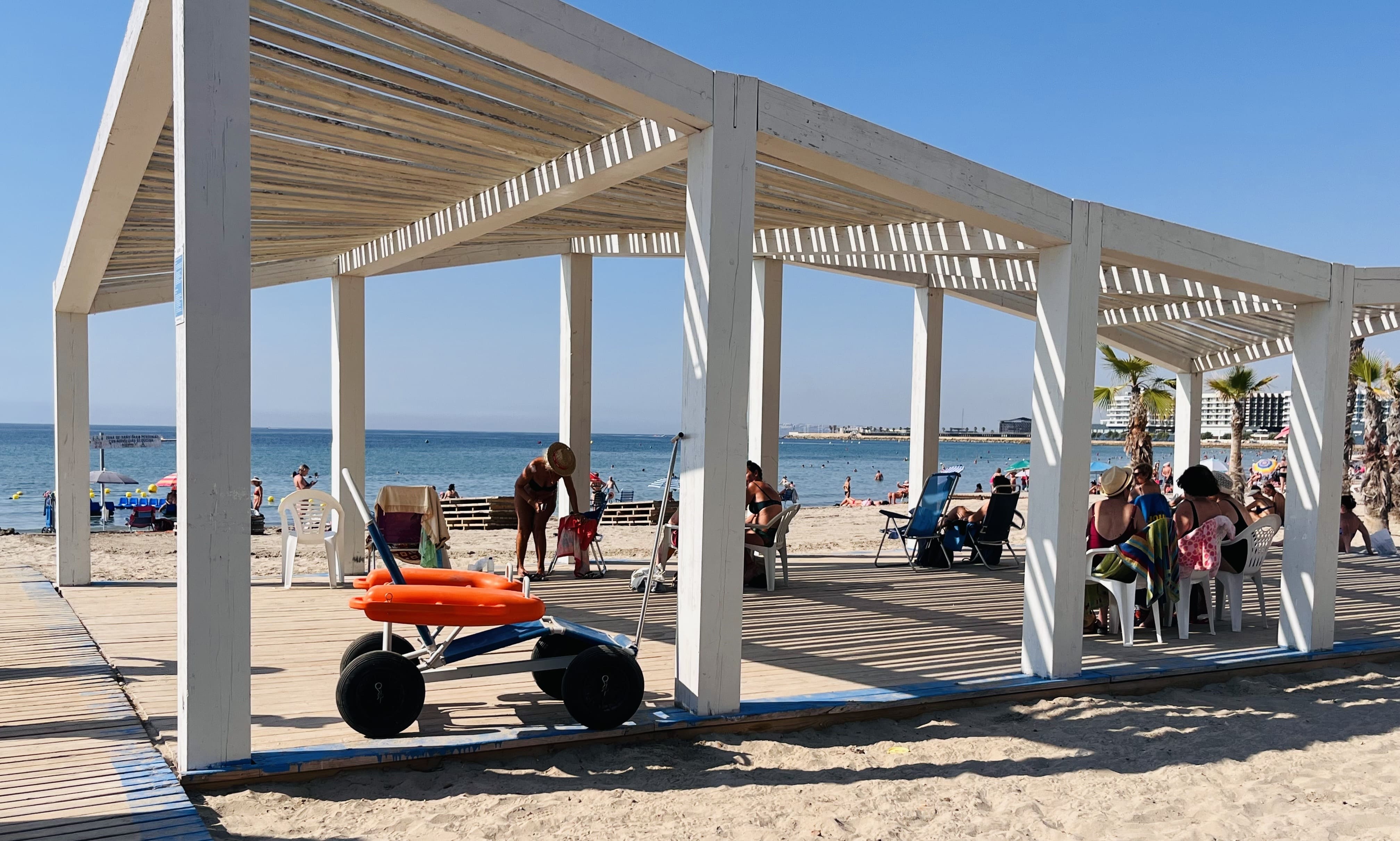 Treinta días después, Alicante abre los puntos accesibles, pero la igualdad sigue sin llegar a la orilla